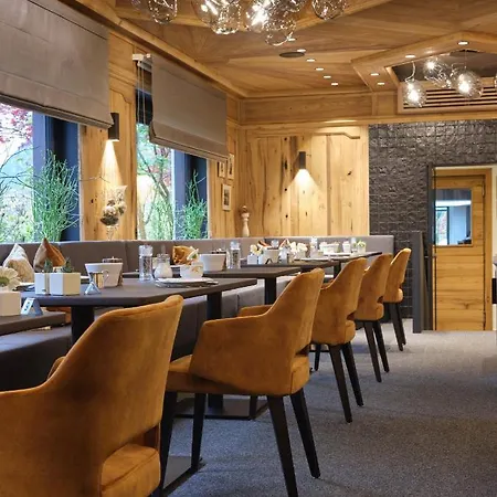 Buetgenbacher Hof 4*