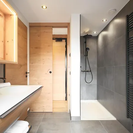 Buetgenbacher Hof Szálloda 4*