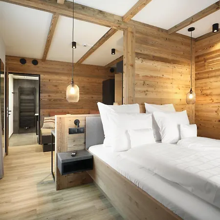 Szálloda Buetgenbacher Hof 4*