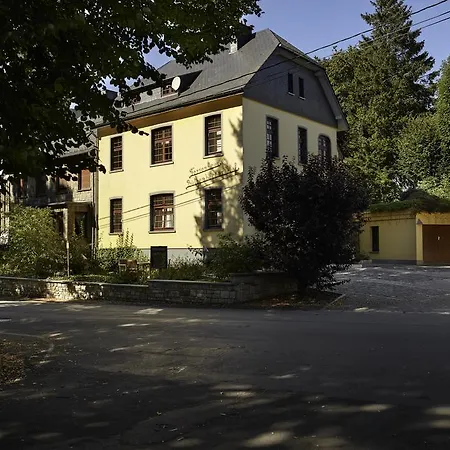 Buetgenbacher Hof Otel
