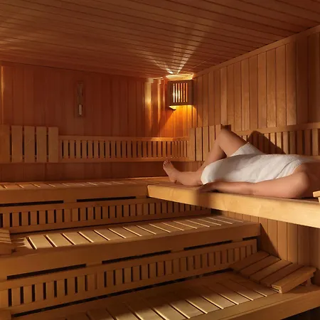 Otel Buetgenbacher Hof 4*