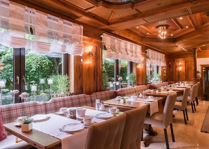 Buetgenbacher Hof Hotel 4*